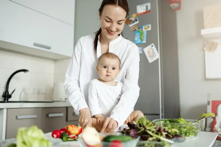 Healthy Baby, Healthy Mom: Nutrition Tips for New Mothers